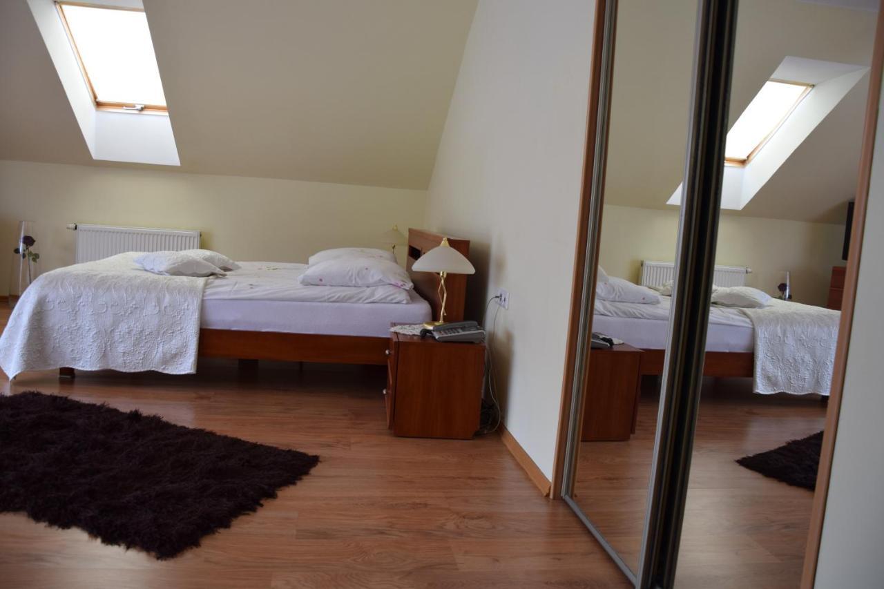 Inter-Bar-Motel Nowe Marzy Buitenkant foto
