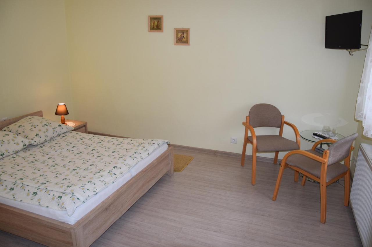 Inter-Bar-Motel Nowe Marzy Buitenkant foto